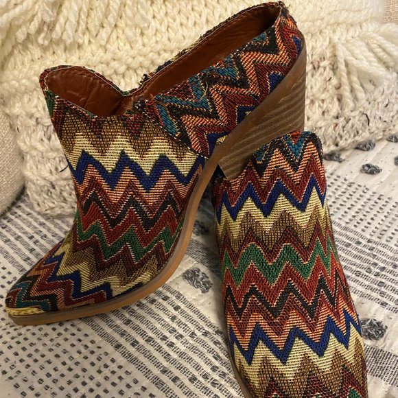 Cato Multicolor Zigzag Mules - Picture 1 of 3